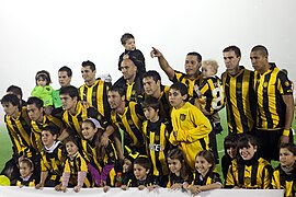 Copa Libertadores de America 2011 - Peñarol - Santos (Foto da equipe do Peñarol).jpg