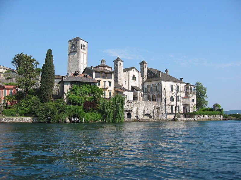 File:Lago d'Orta - Isola di San Giulio.jpg