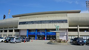 2019年に命名権を実施後の秋田市八橋運動公園陸上競技場（ソユースタジアム）