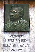 Chanoine Bourdot 1986 10 Montlucon France.jpg