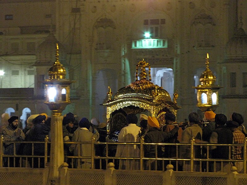 File:Palki sahib, the palanquin carrying the Adi Granth.jpg