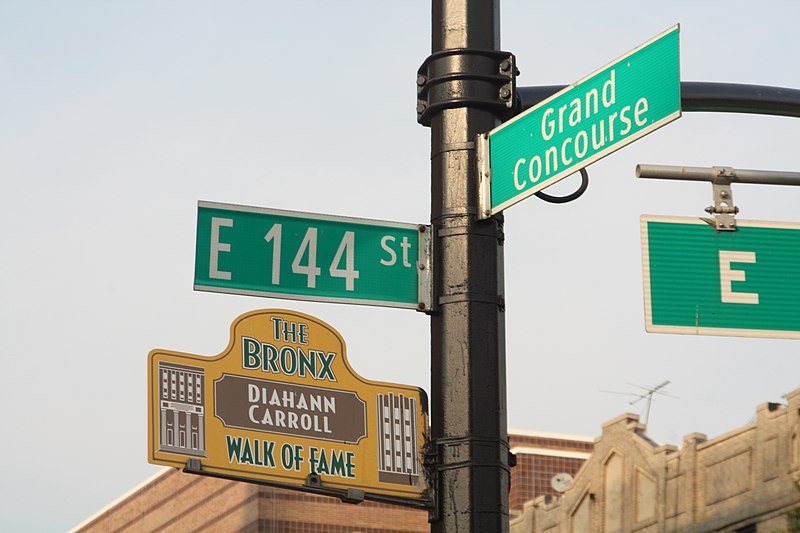 File:Bronx Walk of Fame 2.jpg