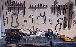 Vienna - Violin repair workshop - 0049.jpg