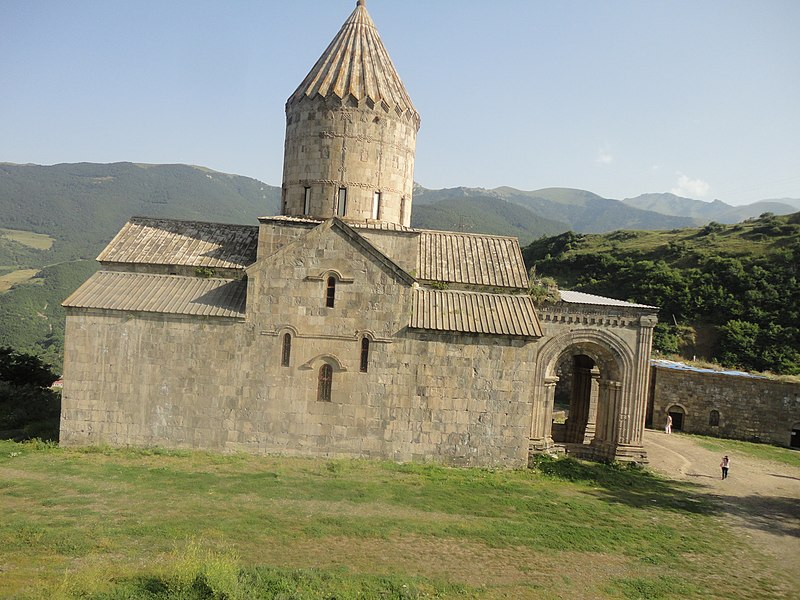 File:Վանական վամալիր Տաթևի վանք (Սբ. Եվստաթեոս առաքյալի ուխտ) 28.JPG