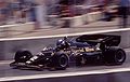 Nigel Mansell em sua Lotus 95T durante o Grande Prêmio de Dallas de 1984, onde terminou em 6º lugar.