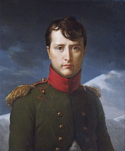 Retrato de Napoleão Bonaparte (1803) pelo artista neoclássico francês François Gérard. Napoleão tornou-se Imperador dos Franceses no ano seguinte a essa pintura, em 18 de maio de 1804. Nascido em uma família da Córsega, Bonaparte subiu na hierarquia do exército durante a Revolução Francesa. Ele provou ser um talento militar e suas campanhas na Itália e no Egito, em particular, o tornaram popular. Isso lhe permitiu assumir o poder na França por meio do golpe de Estado de 18 de Brumário (9 de novembro de 1799), inicialmente como um dos três cônsules. De 1799 a 1804, como Primeiro Cônsul da República Francesa, e depois até 1814 e novamente em 1815 como Imperador dos Franceses, ele presidiu um regime ditatorial com elementos plebiscitários. (definição 2 245 × 2 245)