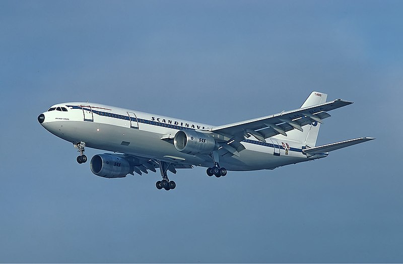 File:SAS Airbus A300 Soderstrom-3.jpg