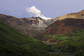 長者原から見た硫黄山