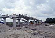 Bouw metroviaduct naar Capelle in 1992