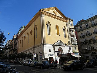 Chiesa delle Crocelle al Chiatamone, scorcio della facciata (Category:Crocelle al Chiatamone