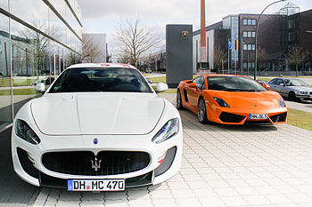 MC Stradale vs. LP-560 - Flickr - Tom Wolf - Automotive Photography