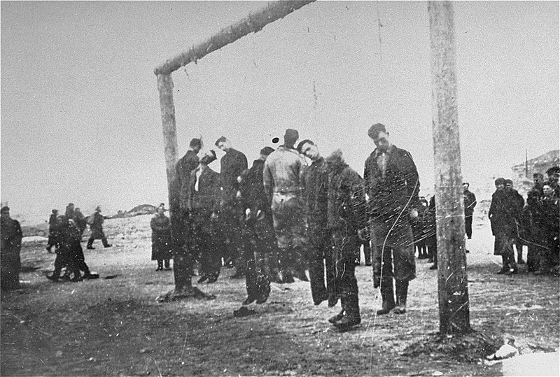 File:Hanging of the Lwów Ghetto Judenrat.jpg