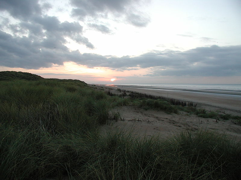 File:Ostduinkerke-Sunset.JPG