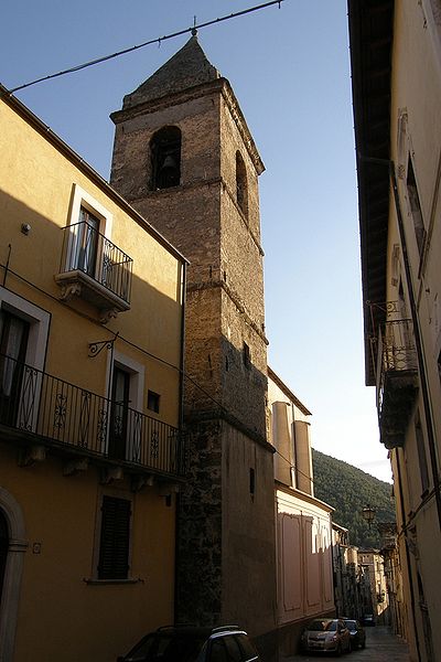 File:Bussi sul Tirino 06 (RaBoe).jpg