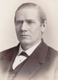 Sims c. 1893.