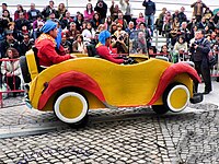 Noddy's Car on Sesimbra Carnival 2008.JPG