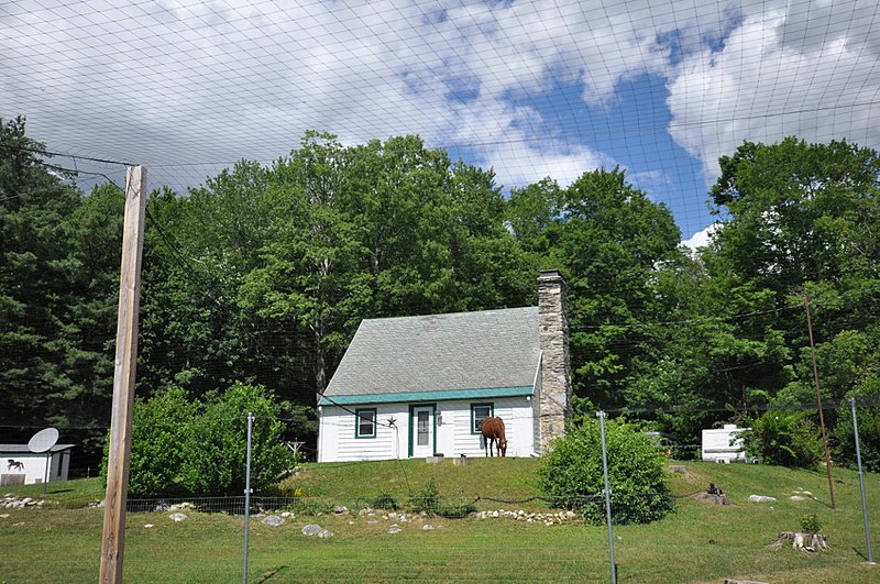 File:BenningtonVT Hatchery5.jpg