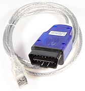 Un câble OBD-II vers USB pour le connecter à un ordinateur.