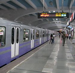 Metrószerelvény Kolkatában