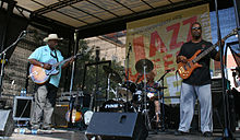 Taj Mahal Trio MQ2007-a.jpg