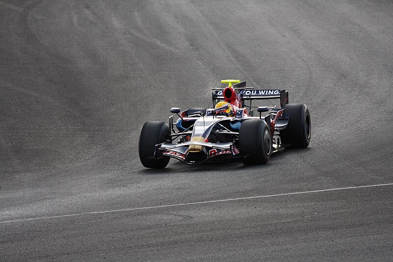 File:Sebastian Buemi Jerez Feb 2009 3619.JPG