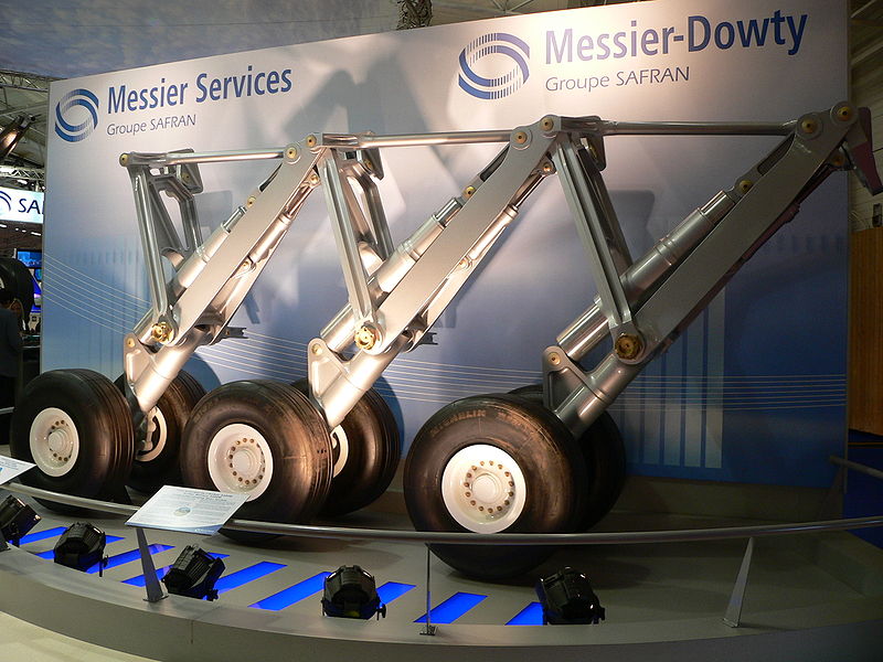 File:A400M landing gear P1220828.jpg