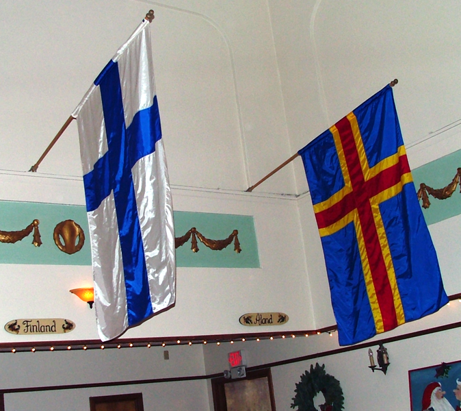 File:Flags of Åland and Finland.png