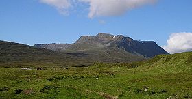 Vue du Ben Alder depuis l'est.