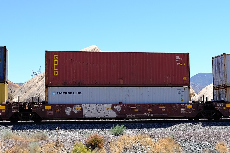 File:Freight Benching in SoCal - 8-30-2020 (50300236186).jpg