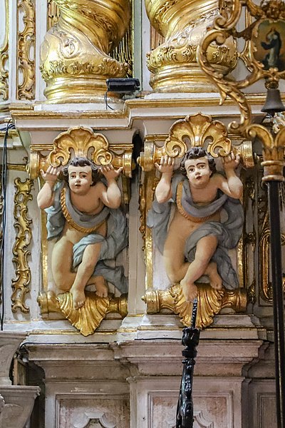 File:Igreja de Nossa Senhora da Conceição da Praia Altar Caryatid 2019-0043.jpg