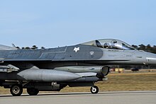 F-16 Fighting Falcon 150206-Z-WT236-076.jpg