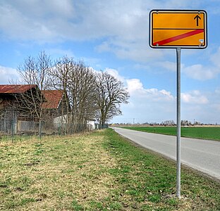 ...Ja, geht auch ganz ohne Buchstaben (was da wohl auf der anderen Seite drauf ist?)