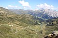 Schweizer Seite der Passstrasse mit Blick zum Teurihorn