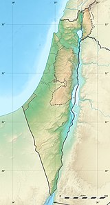 Mapa konturowa Izraela, u góry po prawej znajduje się owalna plamka nieco zaostrzona i wystająca na lewo w swoim dolnym rogu z opisem „Jezioro Tyberiadzkie”