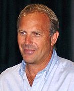 Kevin Costner DF-SD-05-08959 crop.jpg