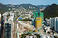 2021年3月興建中的港島南岸全貌，黃色防塵網覆蓋的是揚海