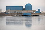Moderna kärnkraftverk byggs med cylindriska reaktorbyggnader och med sfäriska tak.