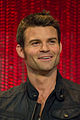 Daniel Gillies interpreta Elijah Mikaelson.