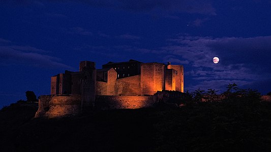 Il Castello e la Luna Scatto di: Aldo Montemarano