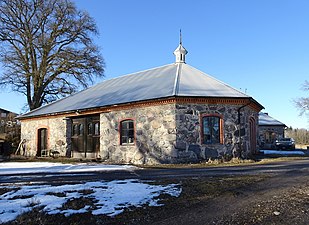 Stenladugården.