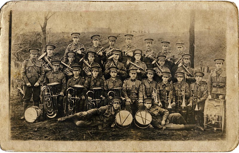 File:Australian military band - WW1 (7020615895).jpg