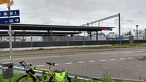 Platforms with canopies