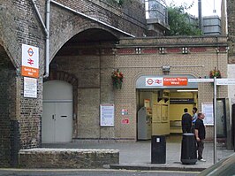 Station Kentish Town West