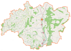 Mapa konturowa powiatu pułtuskiego, blisko centrum u góry znajduje się punkt z opisem „miejsce bitwy”