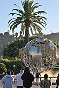 Universal Studios Globe - panoramio.jpg