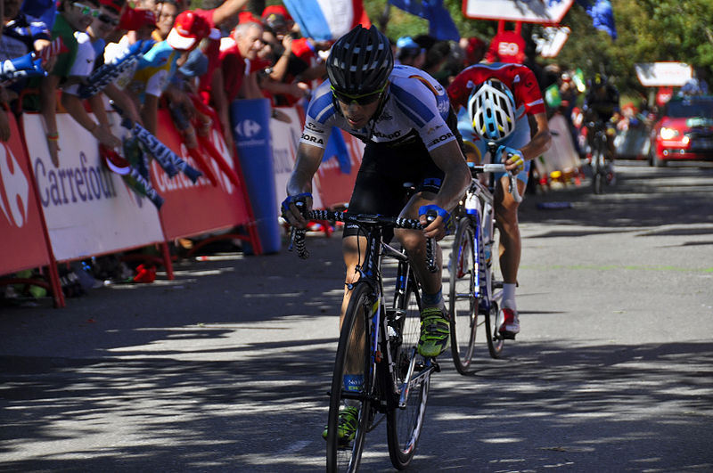 File:Vuelta a España 2013-L. Konning y F. Nibali(maillot rojo).jpg