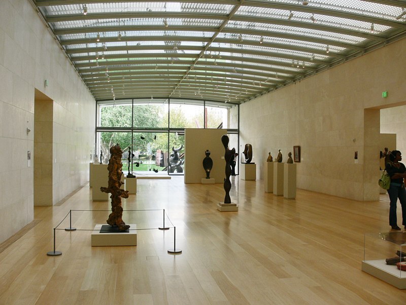 File:Nasher Sculpture Center Dallas interior.jpg