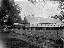 COLLECTIE TROPENMUSEUM Paleis van de vorstin van Bone op Celebes TMnr 60015648.jpg