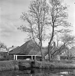 Huis met kameeldak of bultrugboerderij