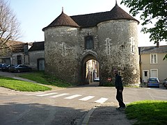 Joigny - panoramio.jpg